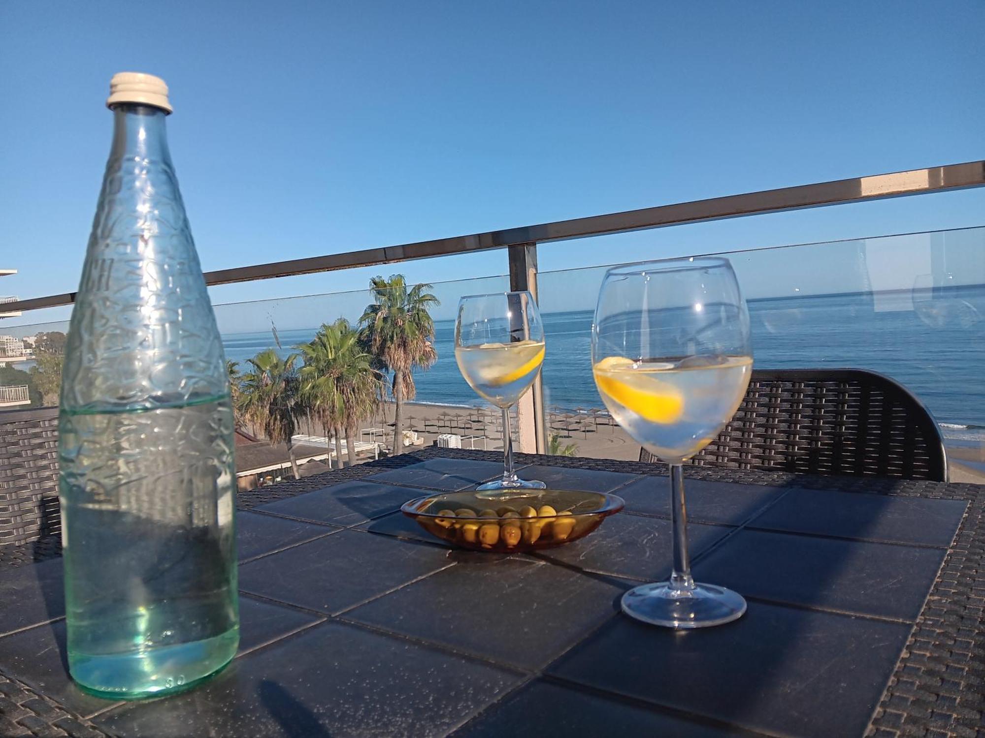 Alojamiento Iberia Playa Estepona Exterior foto